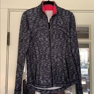 LIKE NEW LULULEMON DEFINE JACKET - size 8